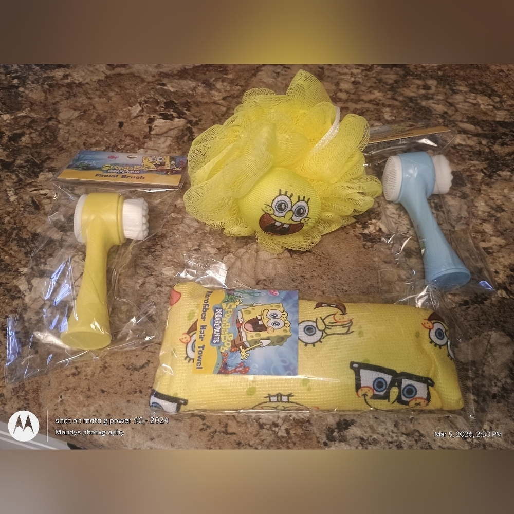SpongeBob beauty set includes microfiber hair towel two facial brushes and match